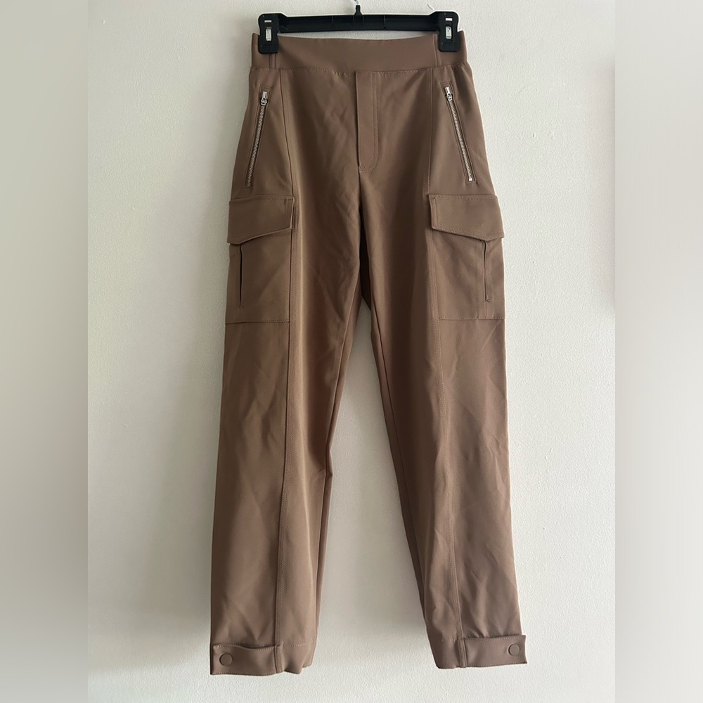 NWOT Athleta Endless High Rise Cargo Pants
